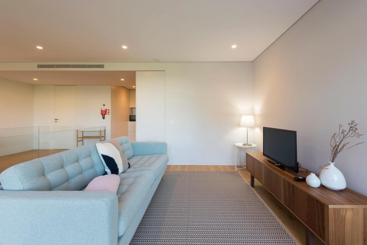 Lovelystay - Primrose 2Br Flat With Free Parking, Ac And Balcony Порту Екстер'єр фото
