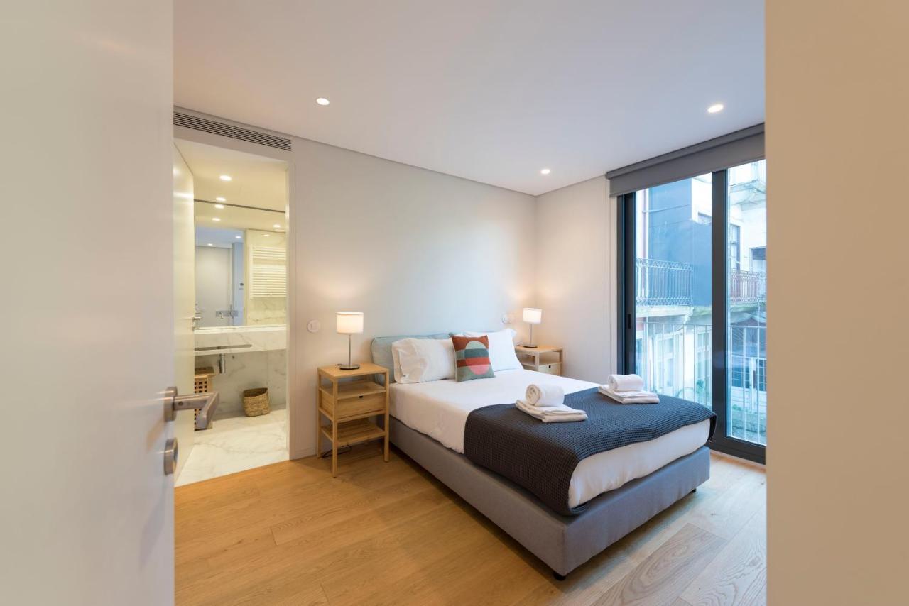 Lovelystay - Primrose 2Br Flat With Free Parking, Ac And Balcony Порту Екстер'єр фото